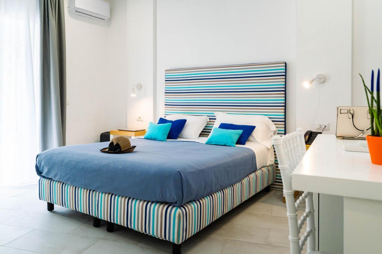 ماسّا لوبْرينسِ Hotel & Spa Relais Freedom Club المظهر الخارجي الصورة